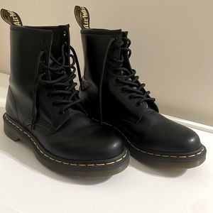 selling doc martens!!
